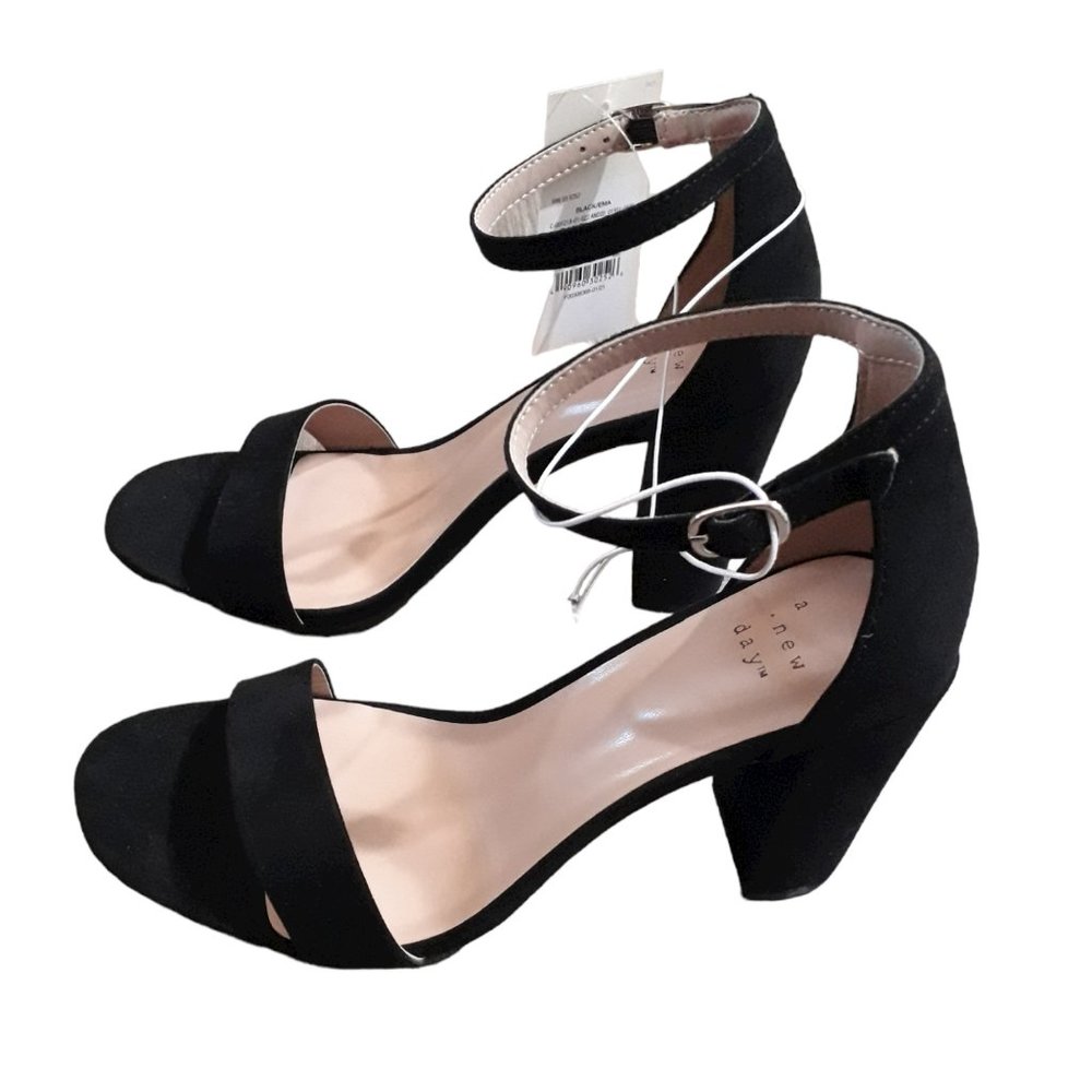 Zapatos de tacon negros para dama marca Ema